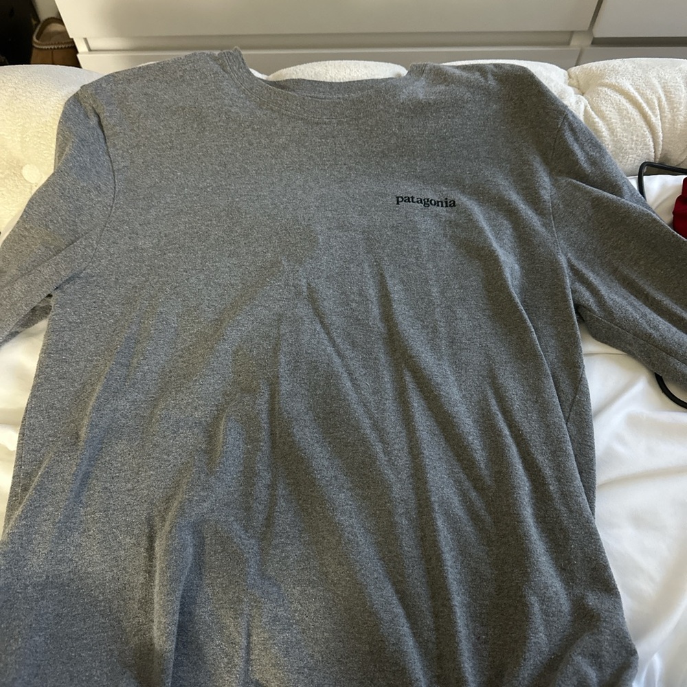 Patagonia Gray Long Sleeve Tee
